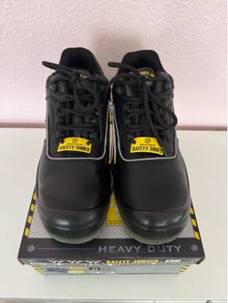New Safety Jogger Work Shoes with steel toe, color black/black size US 10.5/Eur 44