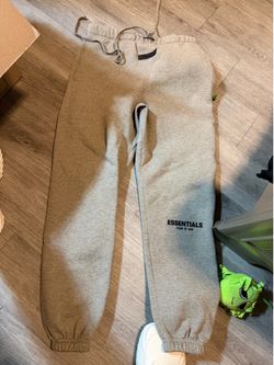 Essentials fear of god sweats