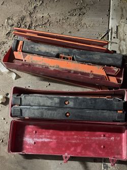 2 Sets Of Warning Triangle