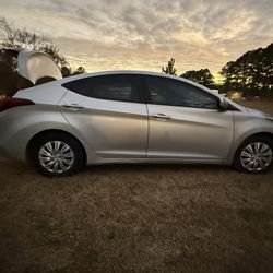 Hyundai Elantra 2014