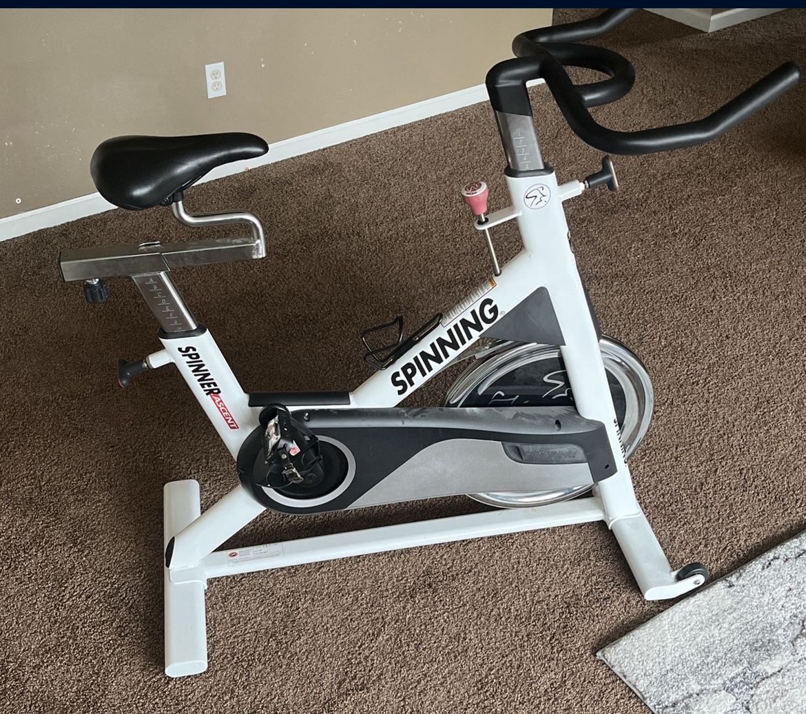 Spinning Spinner Ascent Bike Cycle Trainer Exercise Bicycle Workout Indoor Stationary Cycling Gym