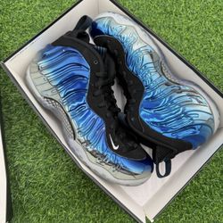 Nike Foamphosite “Blue Mirror” Size 8.5