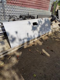 For Tundra 2004 $70