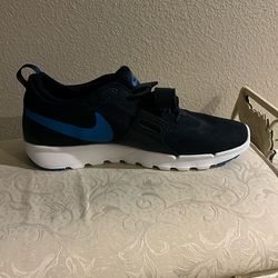 NIKE SB Size 13 Brand New