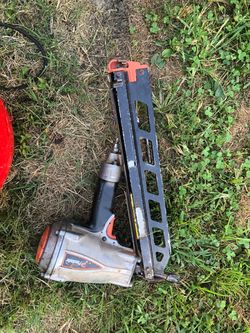 Nail gun
