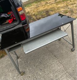 Glass computer/office desk