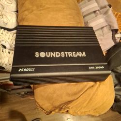 Soundstream Amp 2500 ×1