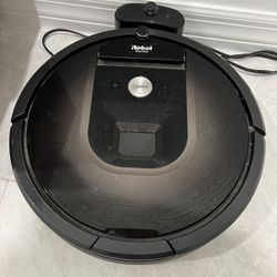 I Robot Roomba Vacuum