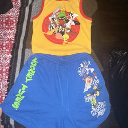 Looney Toons Outfit 