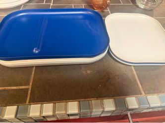 Plastic plates