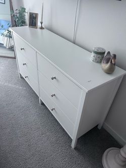 White 6 drawer dresser