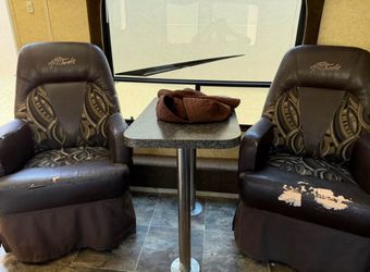 RV Swivel set Chairs