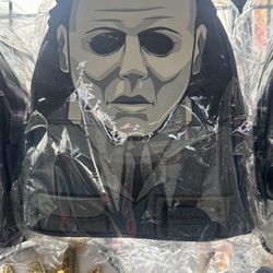 Michael myers glow in the dark loungefly