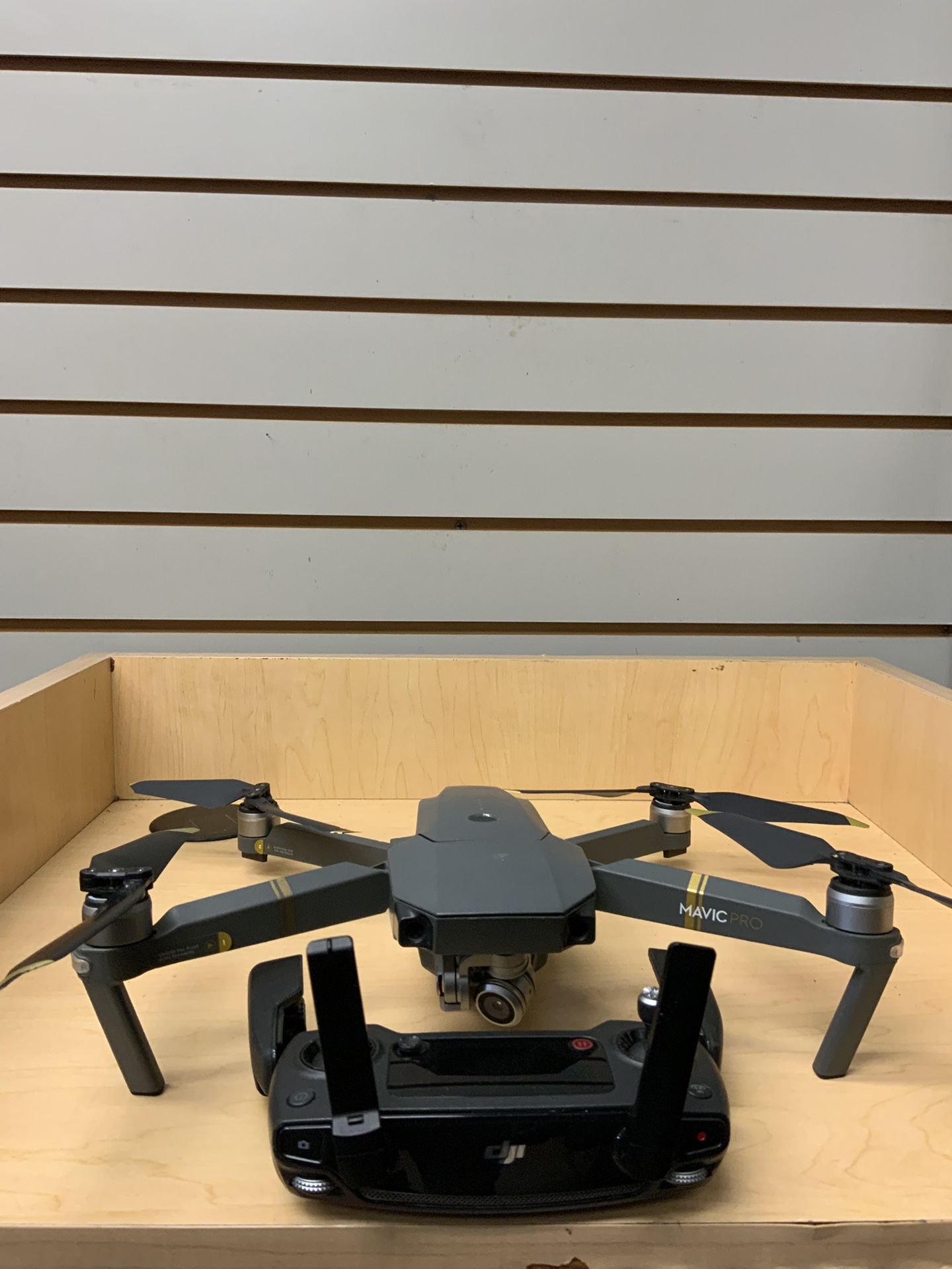 DJI Mavic Pro fly more with UHD 4K Camera & Full HD Video | 12MP | 3-Axis Gimbal - Bag Included