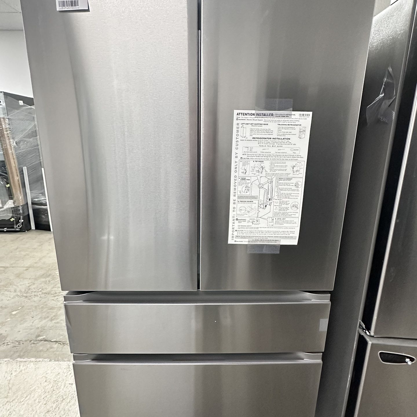 Unused LG 36” Wide Refrige With Fresh Drawer And Internal Water 