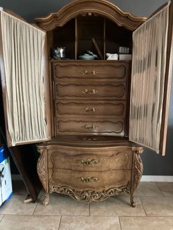 6ft tall cabinet/drawer