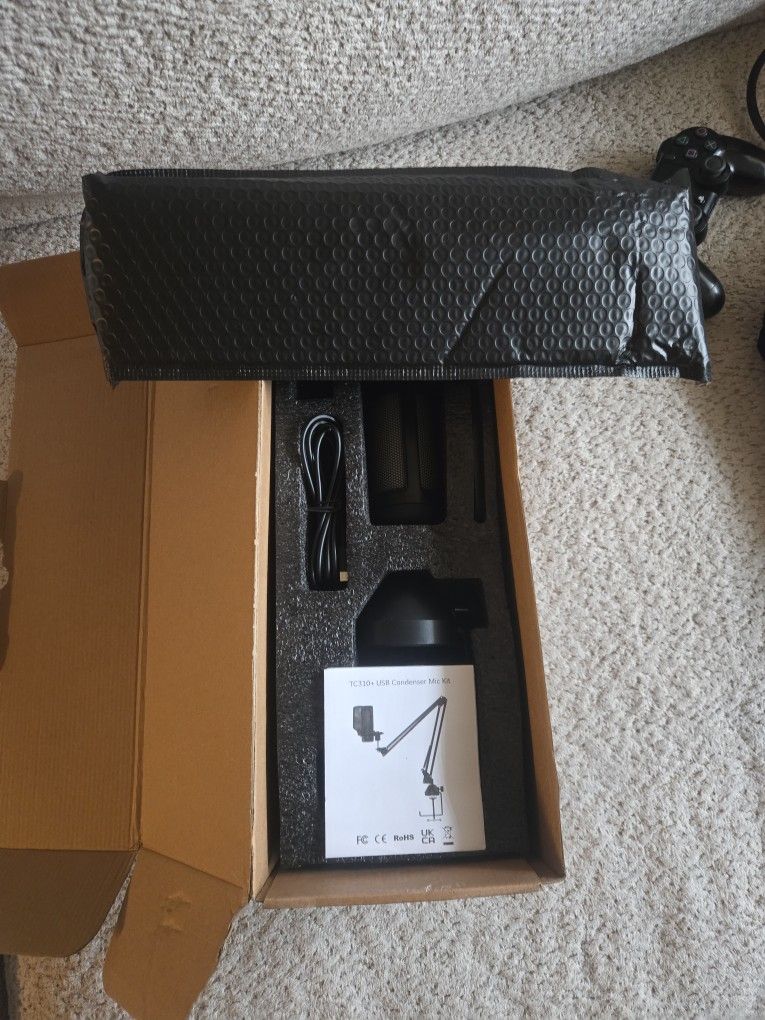 Tonor Streamimg Mic With Boom Arm