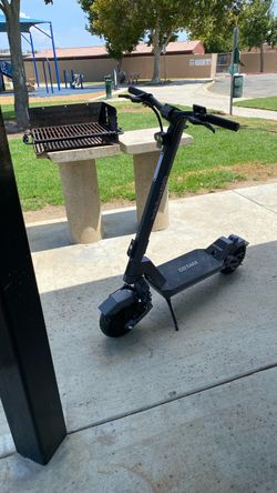 Gotrak Raptor e-scooter dual motor