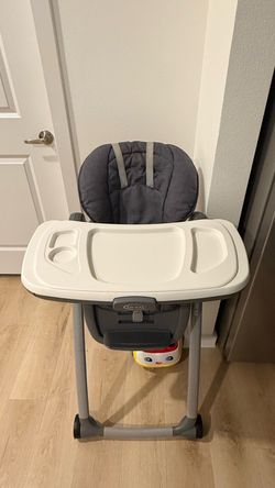 Graco Baby High Chair with Tray