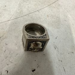 Secret Compartment Ring / Skull Ring Secret Stash Ring #D7