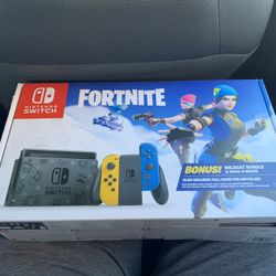NINTENDO SWITCH FORTNITE BUNDLE IN HAND