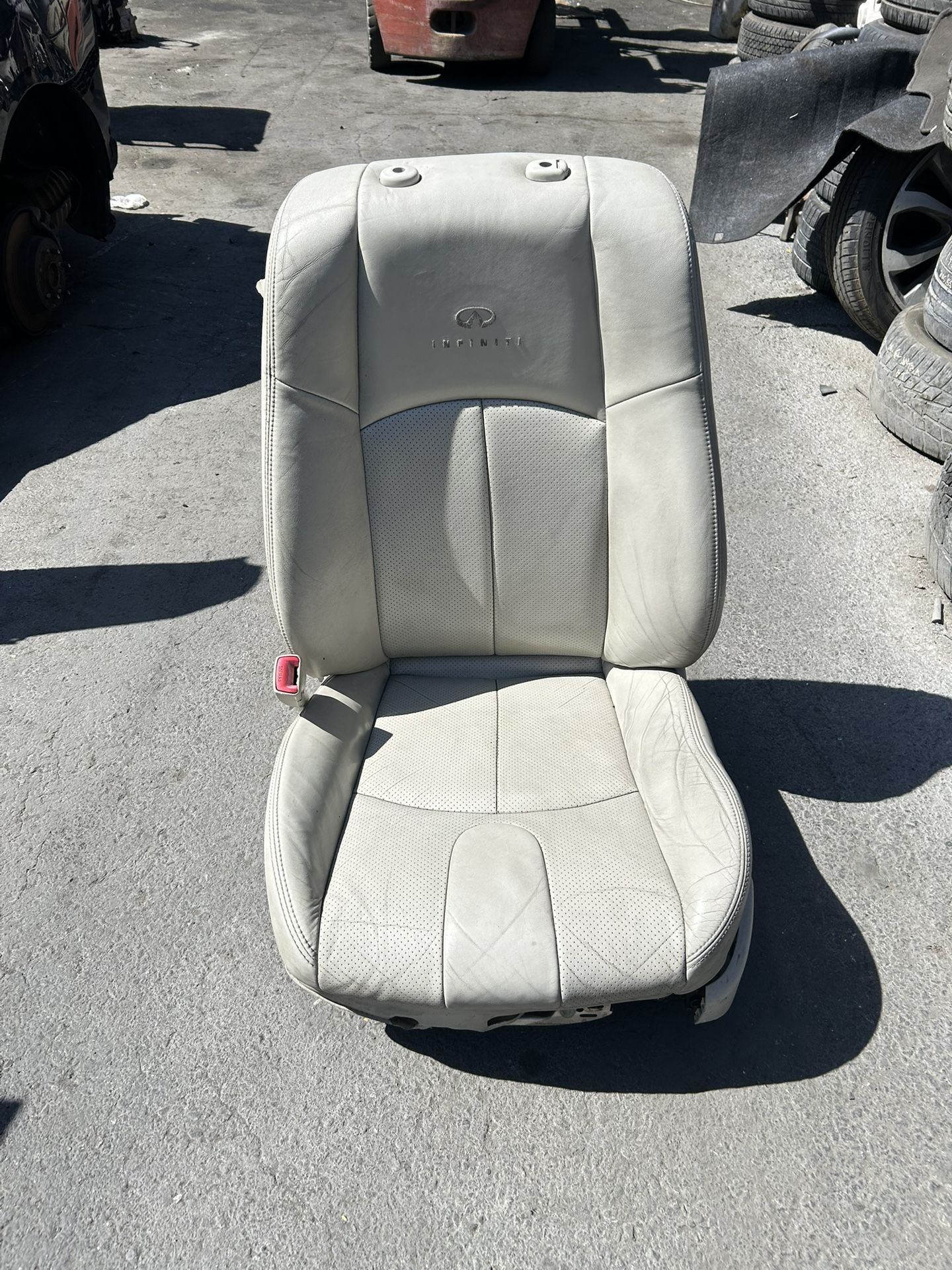 2010-2014 Infiniti G37 Left Driver Seat