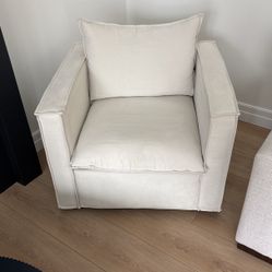 2 Swivel Chairs Ivory  