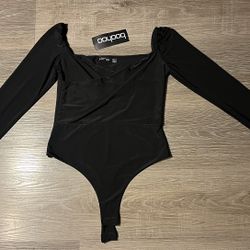 BOOHOO BODYSUIT SIZE 4/S