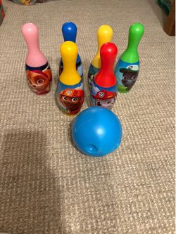 Paw Patrol Licensed Bowling Set