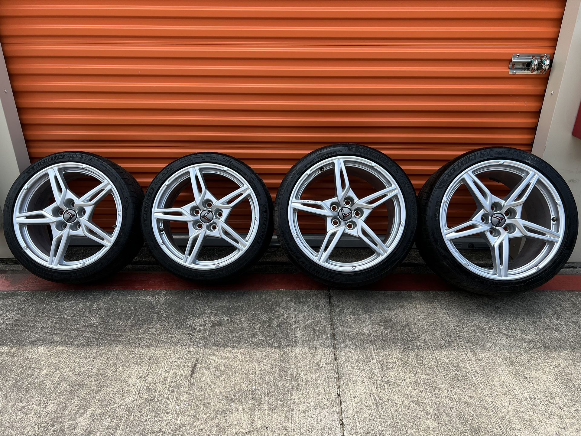 STAGGERED FACTORY CHEVY CORVETTE C8 WHEELS 19/20 INCH