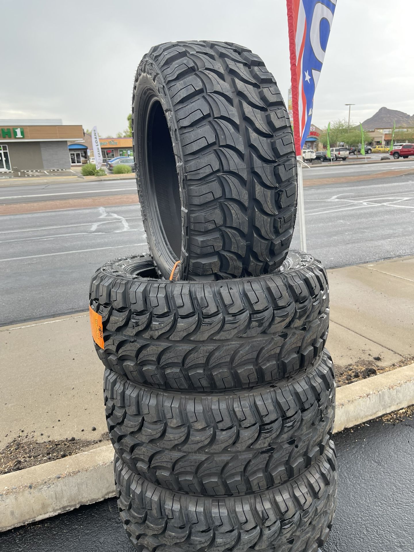 35x12.50r20 Mud Terrain Tires