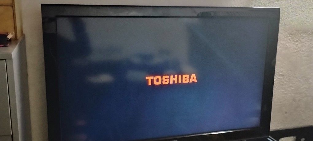 Tv Toshiba 42"