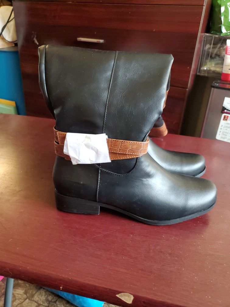 Black And Brown Shoe Boots 