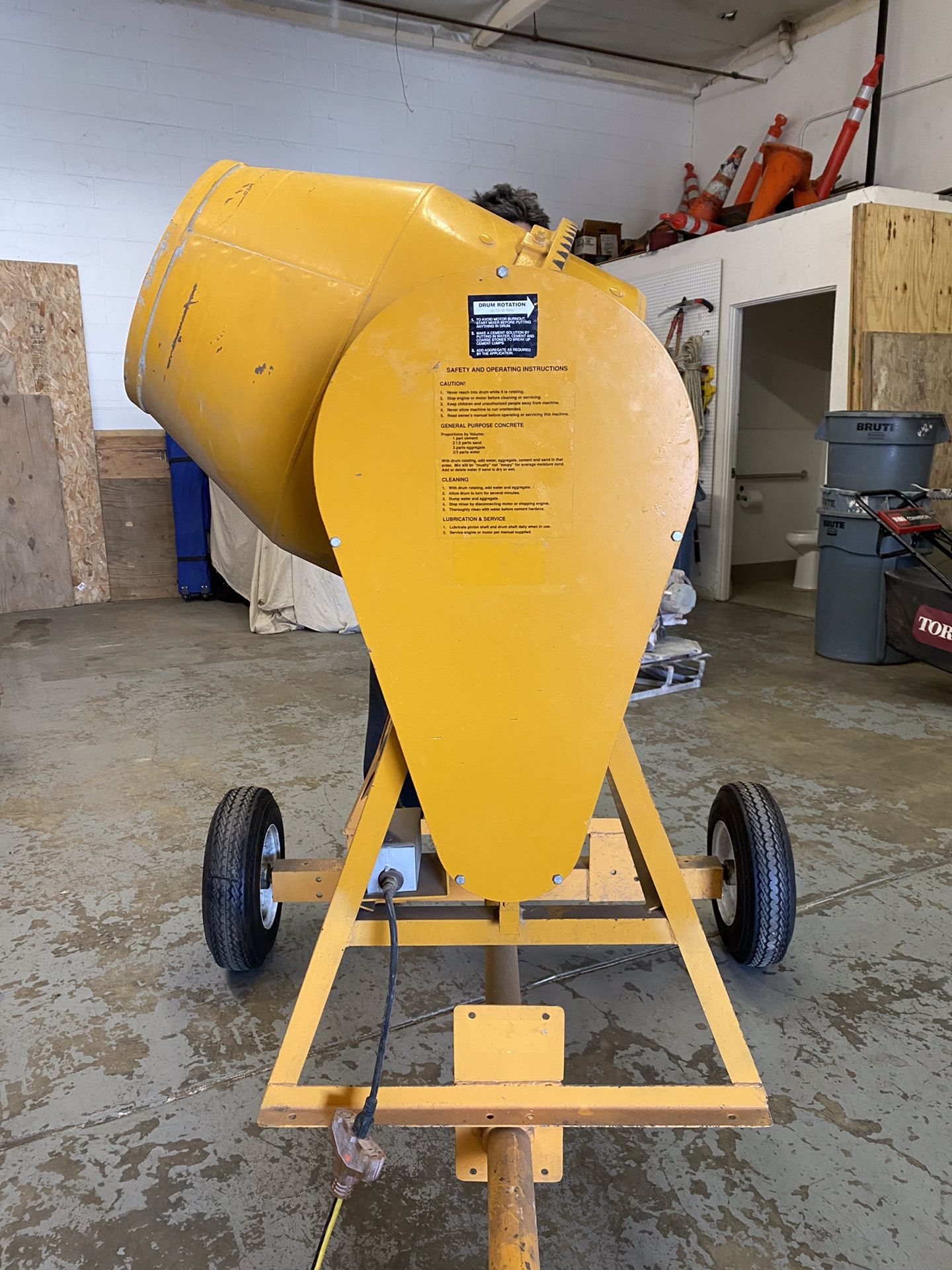 Cf Gilco Gilson 6.5 Cu Ft Mortar Mixer electric for Sale in San Diego