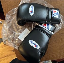 Authentic winning boxing gloves
