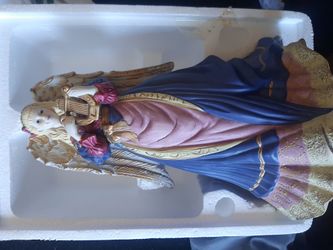Angel with harp musical