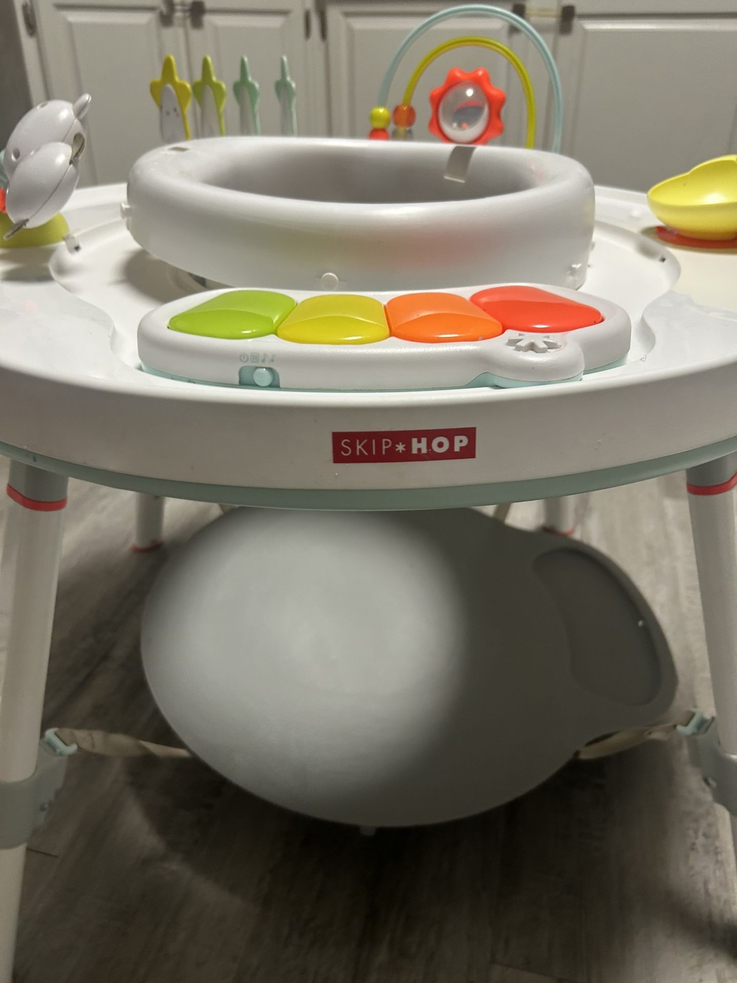 Skip Hop Standing Baby Activity Center