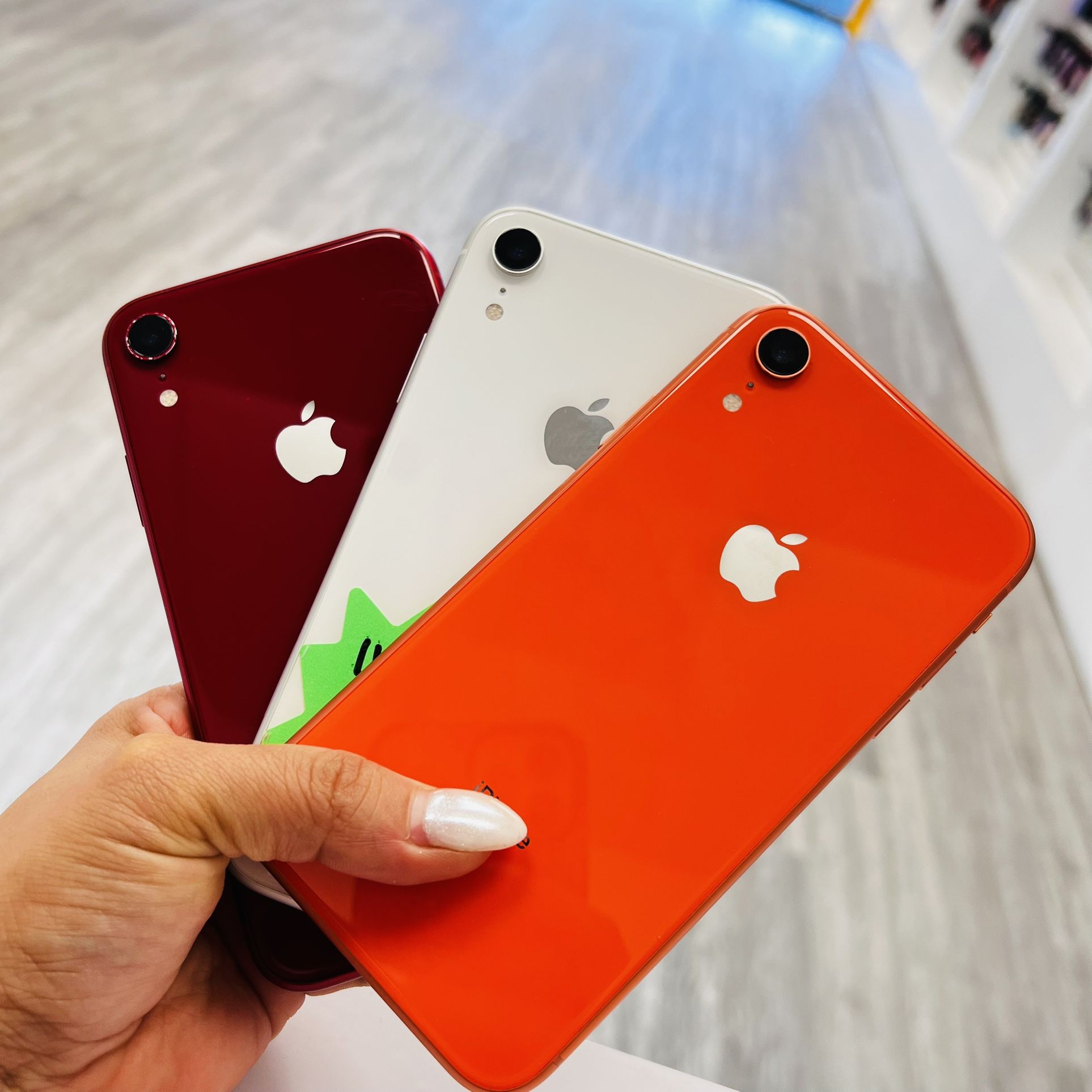 iPhone XR 64GB Unlocked