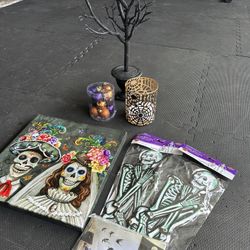 Halloween Decorations - skeleton, Halloween Tree 