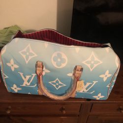 Beautiful New Duffel 