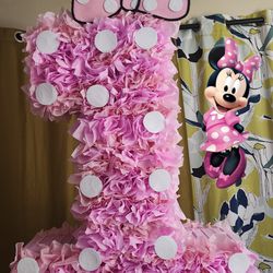 Minnie Mouse Pinata