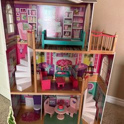 5.5 Foot KidKraft Dollhouse - For 18inch Dolls