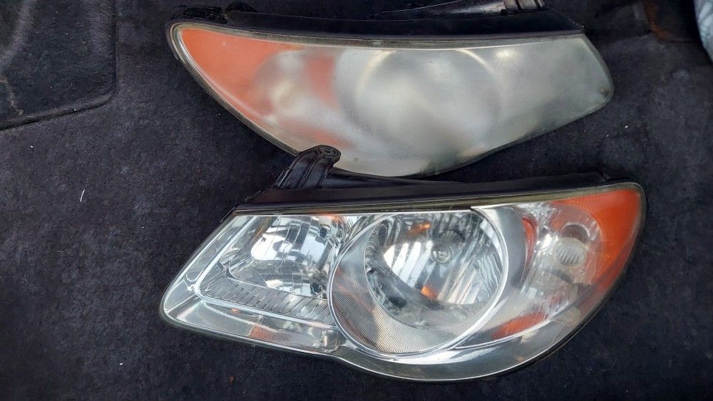 Hyundai elantra 2010 Headlights