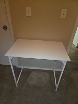 Computer desk
