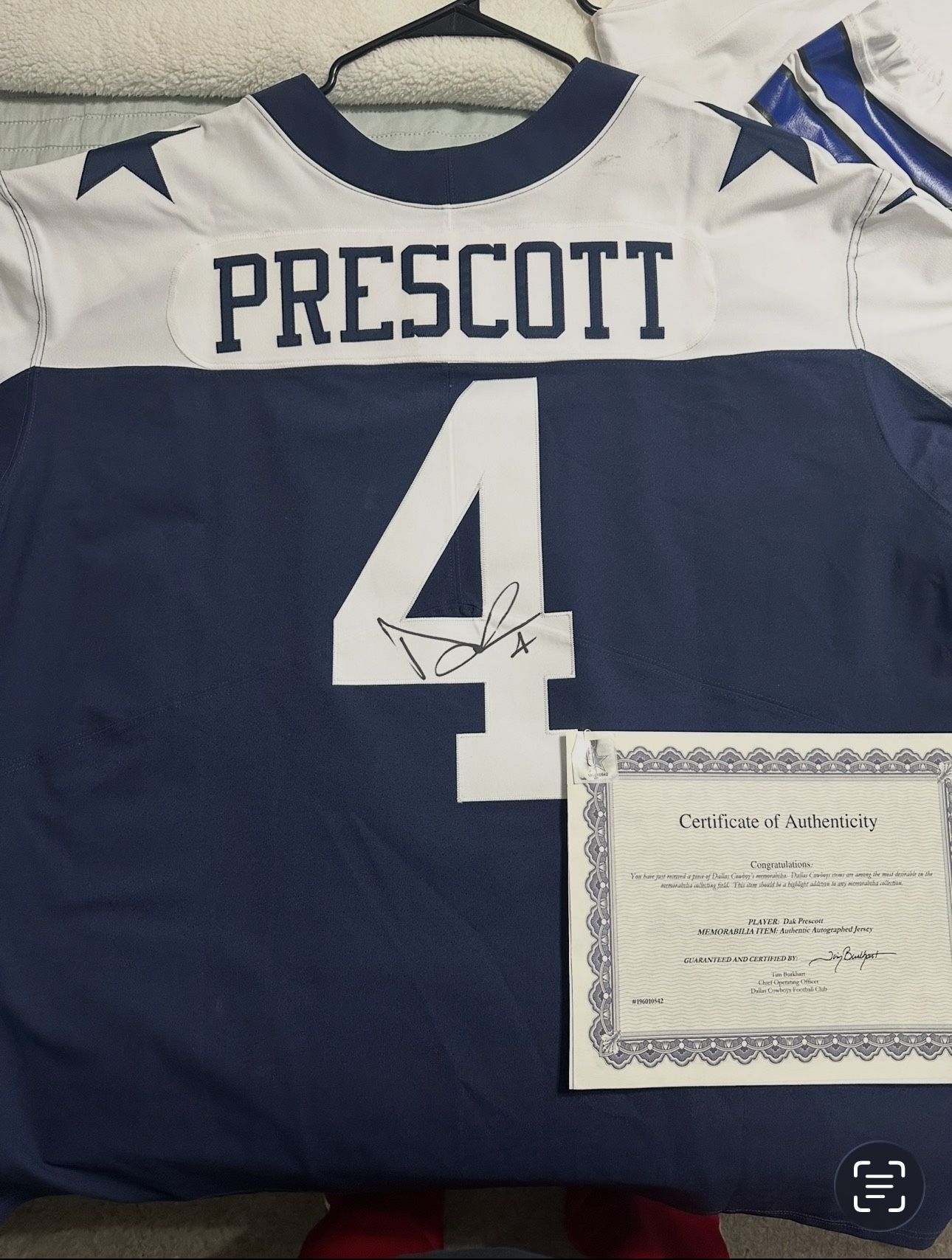 Cowboys Fans !!! Must See -Autographed Jerseys -Prescott / Parsons / Lee / Cooper / Austin / Murray -all COA