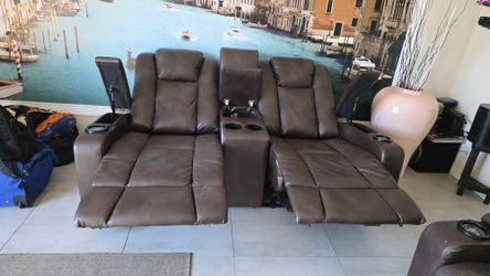 Powered recliner