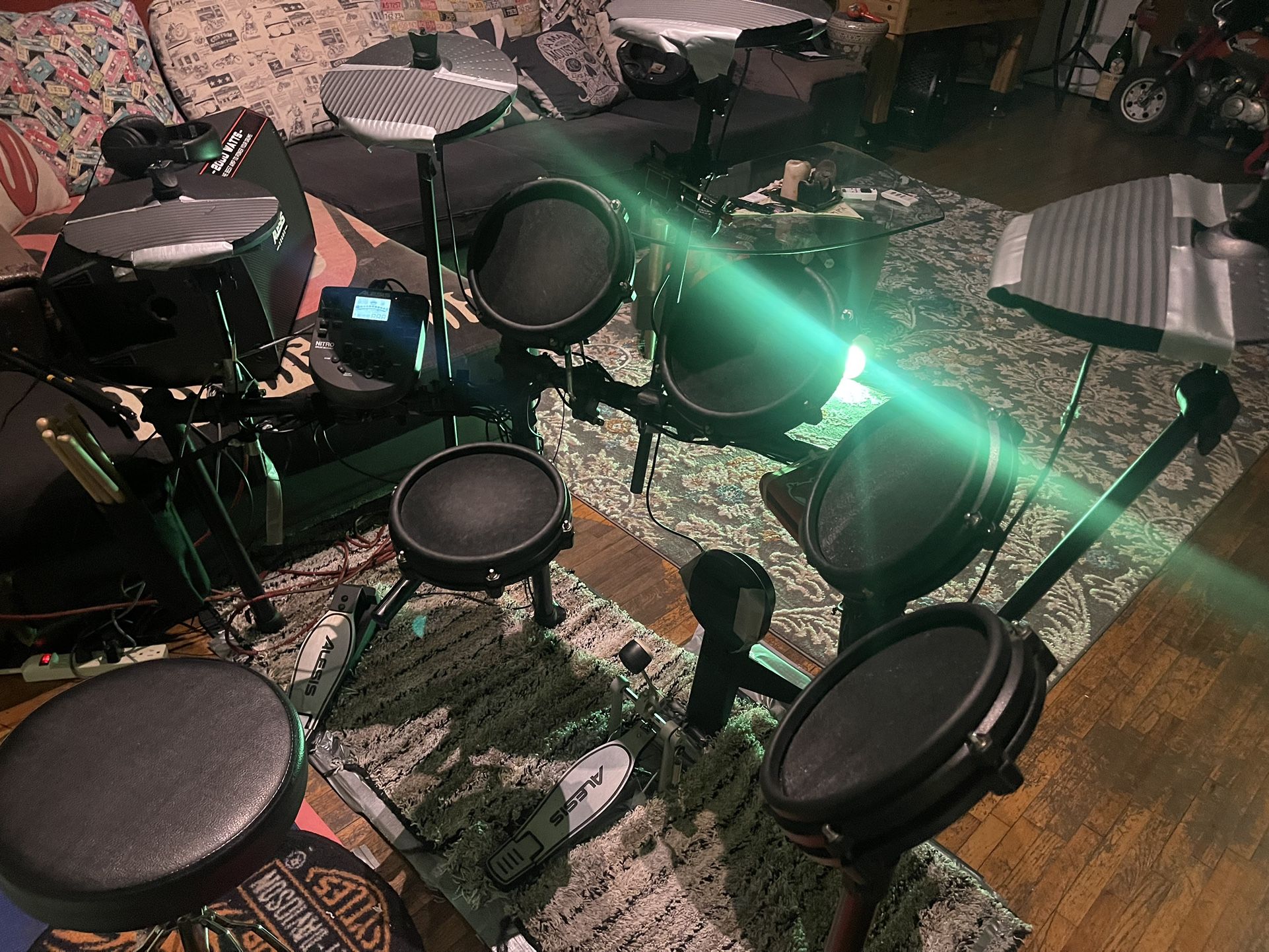 Alesis Nitro Mesh Kit With Expansion Electronic Drum Set