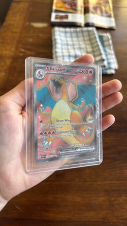 Charizard ex Pokémon Card 183/165