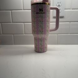 Love Shack Fancy 40 Ounce Stanley 