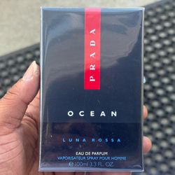 Prada Ocean Luna De Rosse